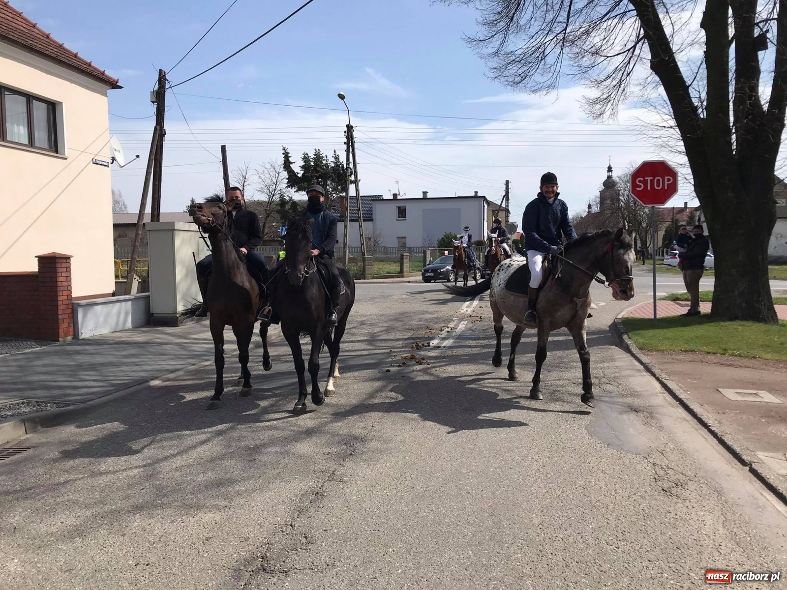 Zdjęcie w galerii na portalu naszraciborz.pl: Procesja wielkanocna w Bieńkowicach [FOTO i WIDEO] wiadomości z regionu