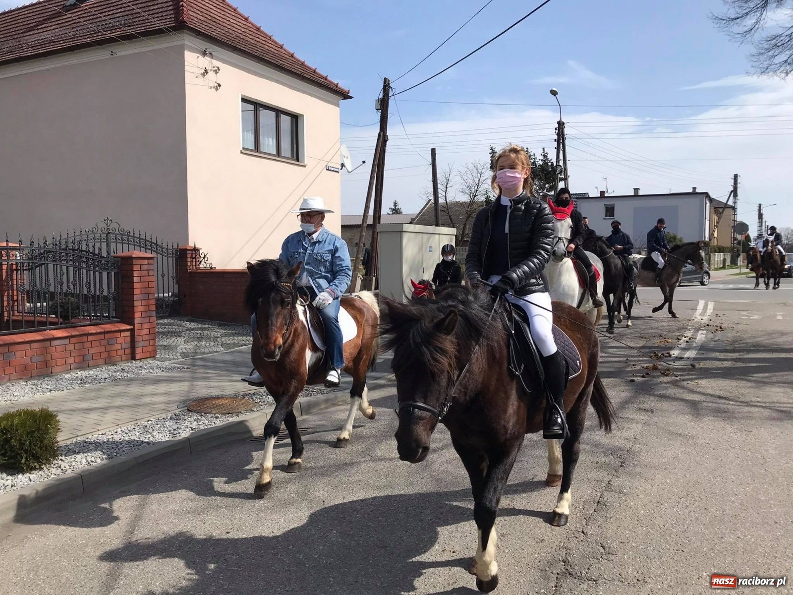 Zdjęcie w galerii na portalu naszraciborz.pl: Procesja wielkanocna w Bieńkowicach [FOTO i WIDEO] wiadomości z regionu