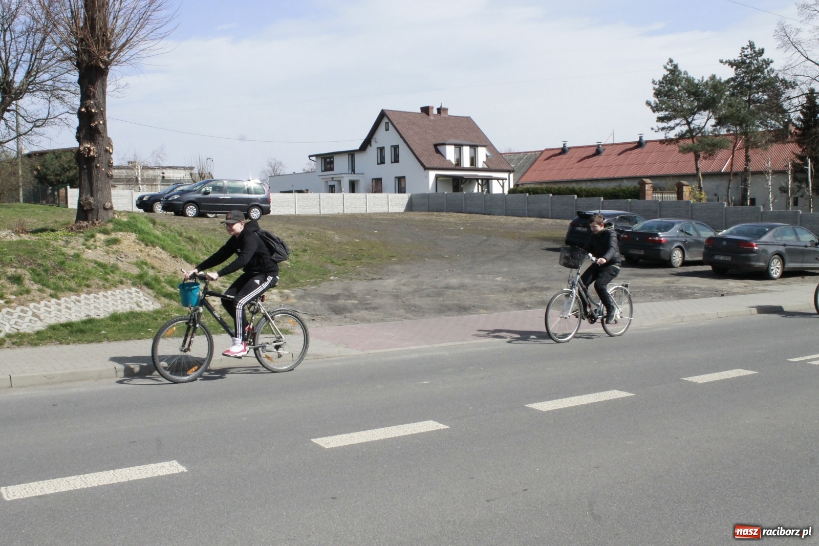 Zdjęcie w galerii na portalu naszraciborz.pl: Procesja wielkanocna w Bieńkowicach [FOTO i WIDEO] wiadomości z regionu