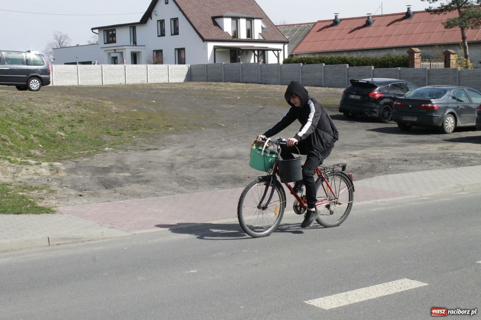 Zdjęcie w galerii na portalu naszraciborz.pl: Procesja wielkanocna w Bieńkowicach [FOTO i WIDEO] wiadomości z regionu