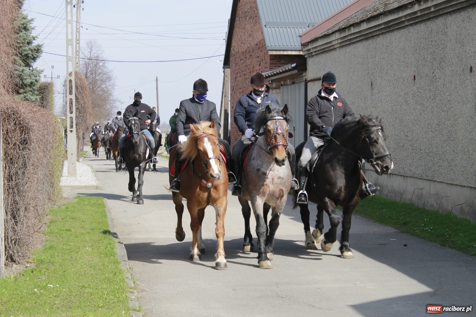Zdjęcie w galerii na portalu naszraciborz.pl: Procesja wielkanocna w Bieńkowicach [FOTO i WIDEO] wiadomości z regionu