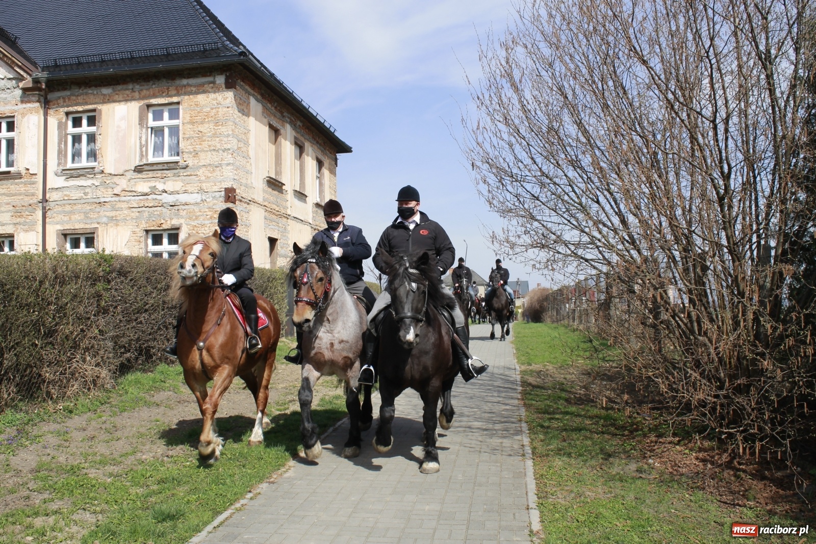 Zdjęcie w galerii na portalu naszraciborz.pl: Procesja wielkanocna w Bieńkowicach [FOTO i WIDEO] wiadomości z regionu
