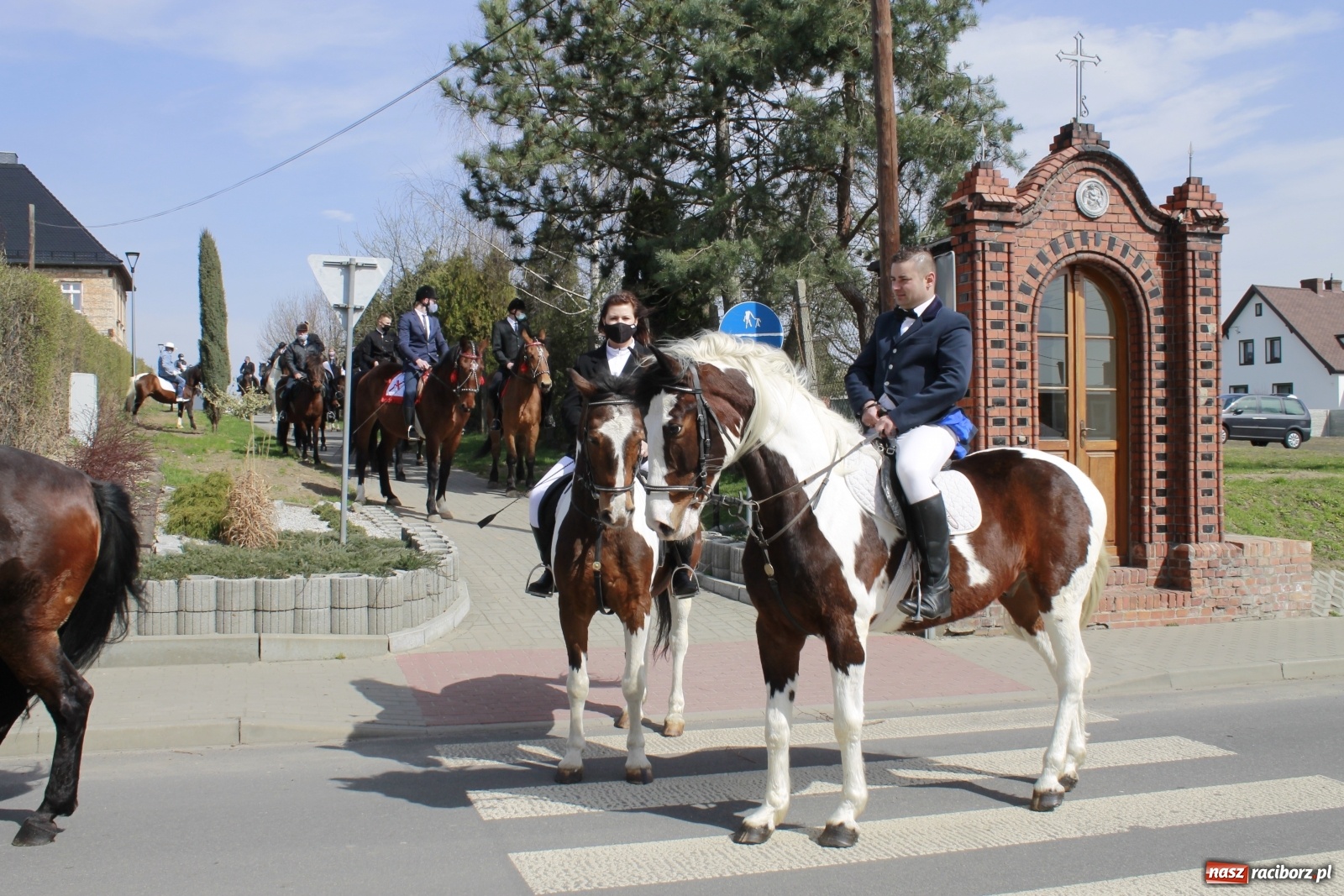 Zdjęcie w galerii na portalu naszraciborz.pl: Procesja wielkanocna w Bieńkowicach [FOTO i WIDEO] wiadomości z regionu