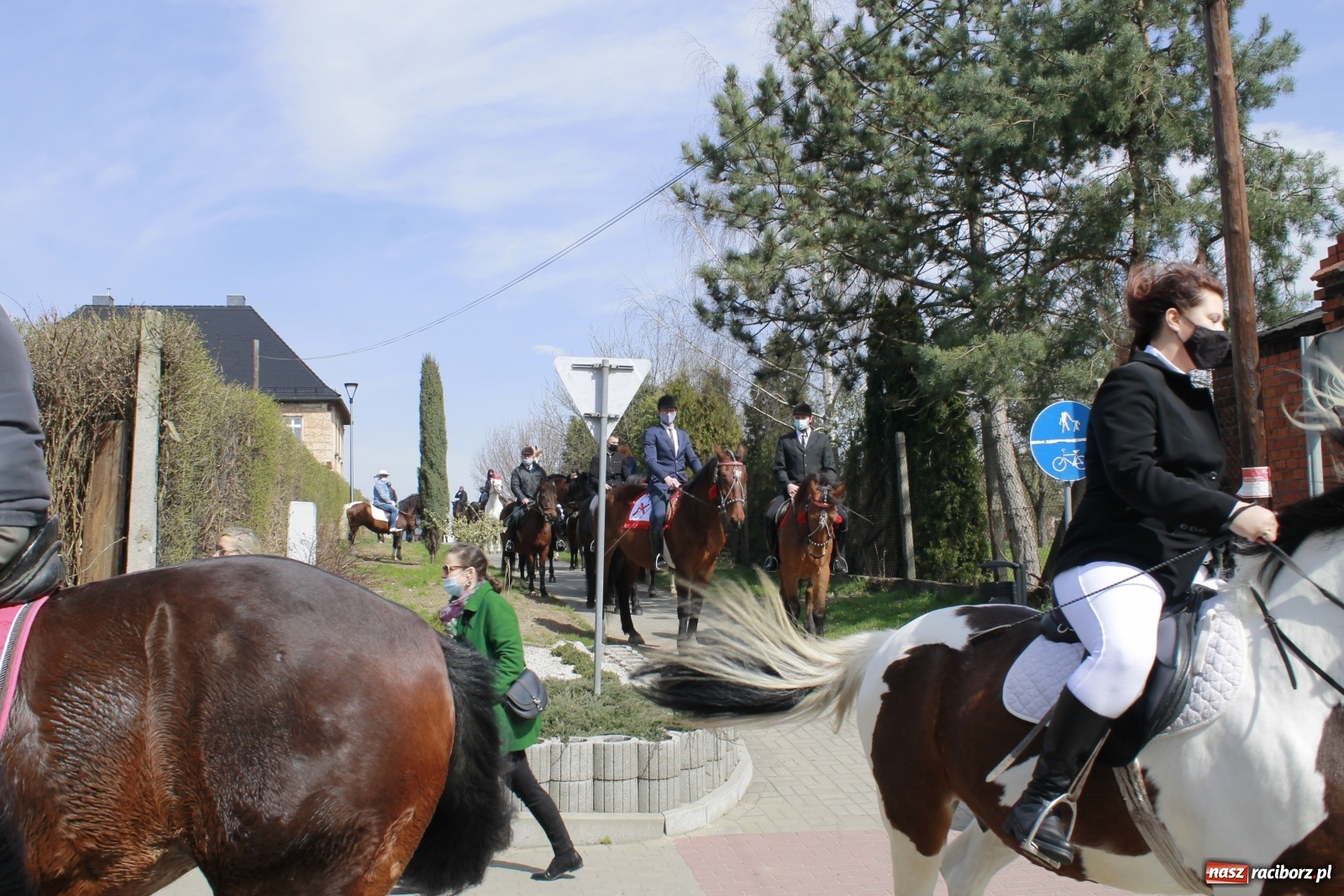 Zdjęcie w galerii na portalu naszraciborz.pl: Procesja wielkanocna w Bieńkowicach [FOTO i WIDEO] wiadomości z regionu