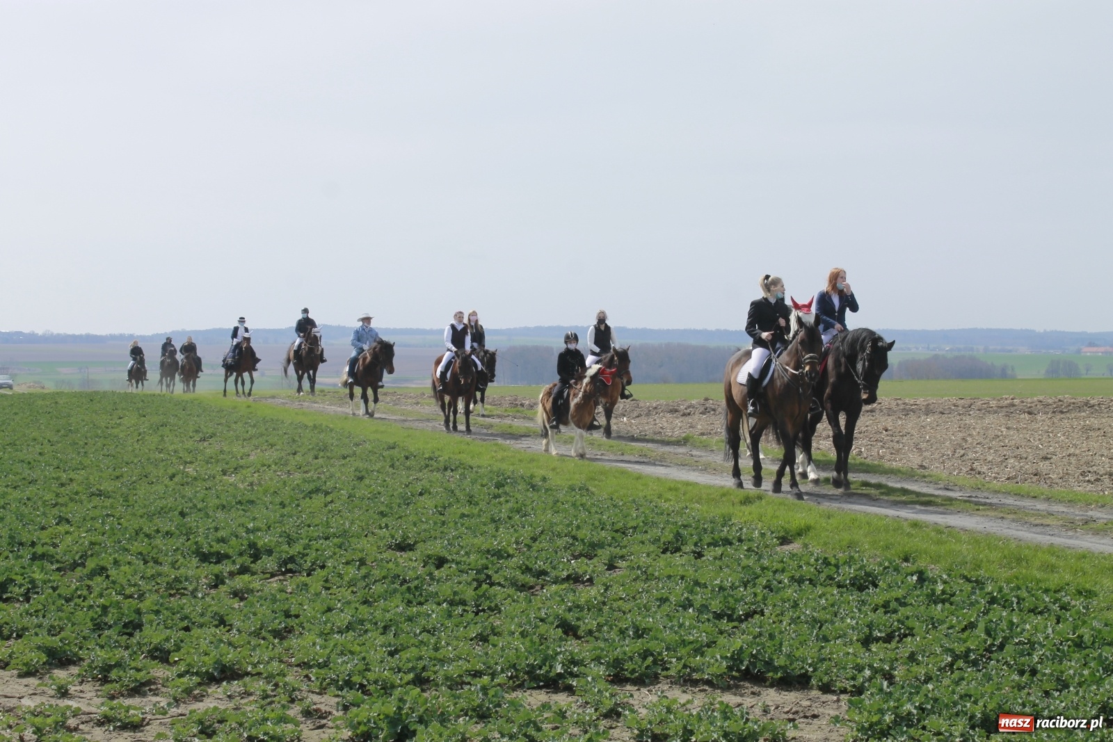 Zdjęcie w galerii na portalu naszraciborz.pl: Procesja wielkanocna w Bieńkowicach [FOTO i WIDEO] wiadomości z regionu