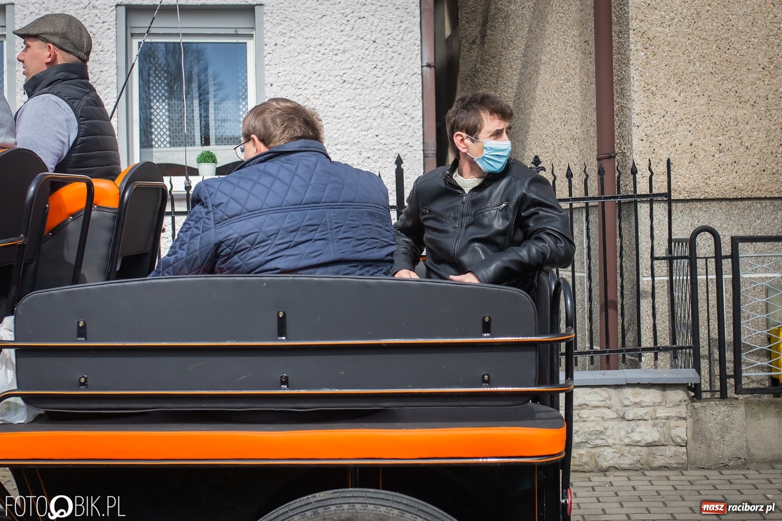 Zdjęcie w galerii na portalu naszraciborz.pl: Sudół nie zaniechał tradycji. Ruszyła procesja konna [FOTO i WIDEO] wiadomości z regionu
