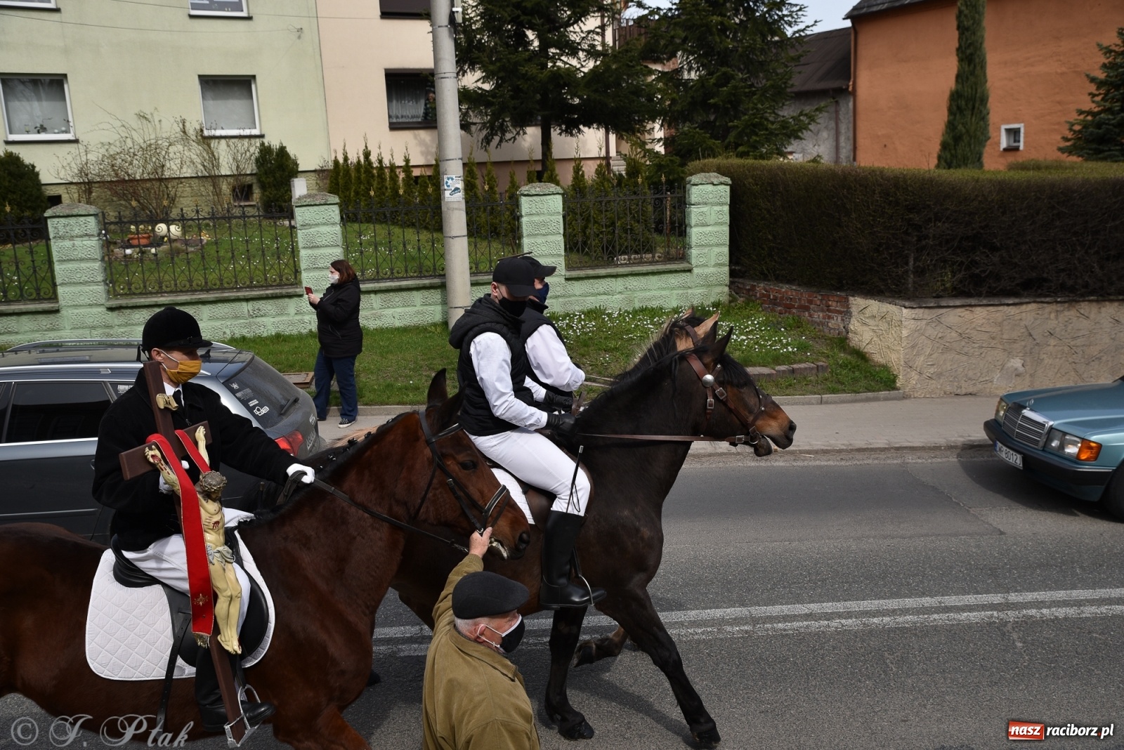 Zdjęcie w galerii na portalu naszraciborz.pl: Wielkanocne procesje konne w obiektywie [FOTO] wiadomości z regionu