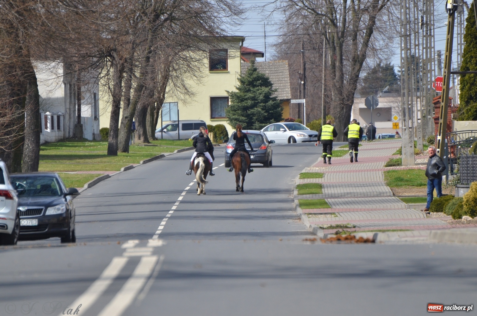 Zdjęcie w galerii na portalu naszraciborz.pl: Wielkanocne procesje konne w obiektywie [FOTO] wiadomości z regionu