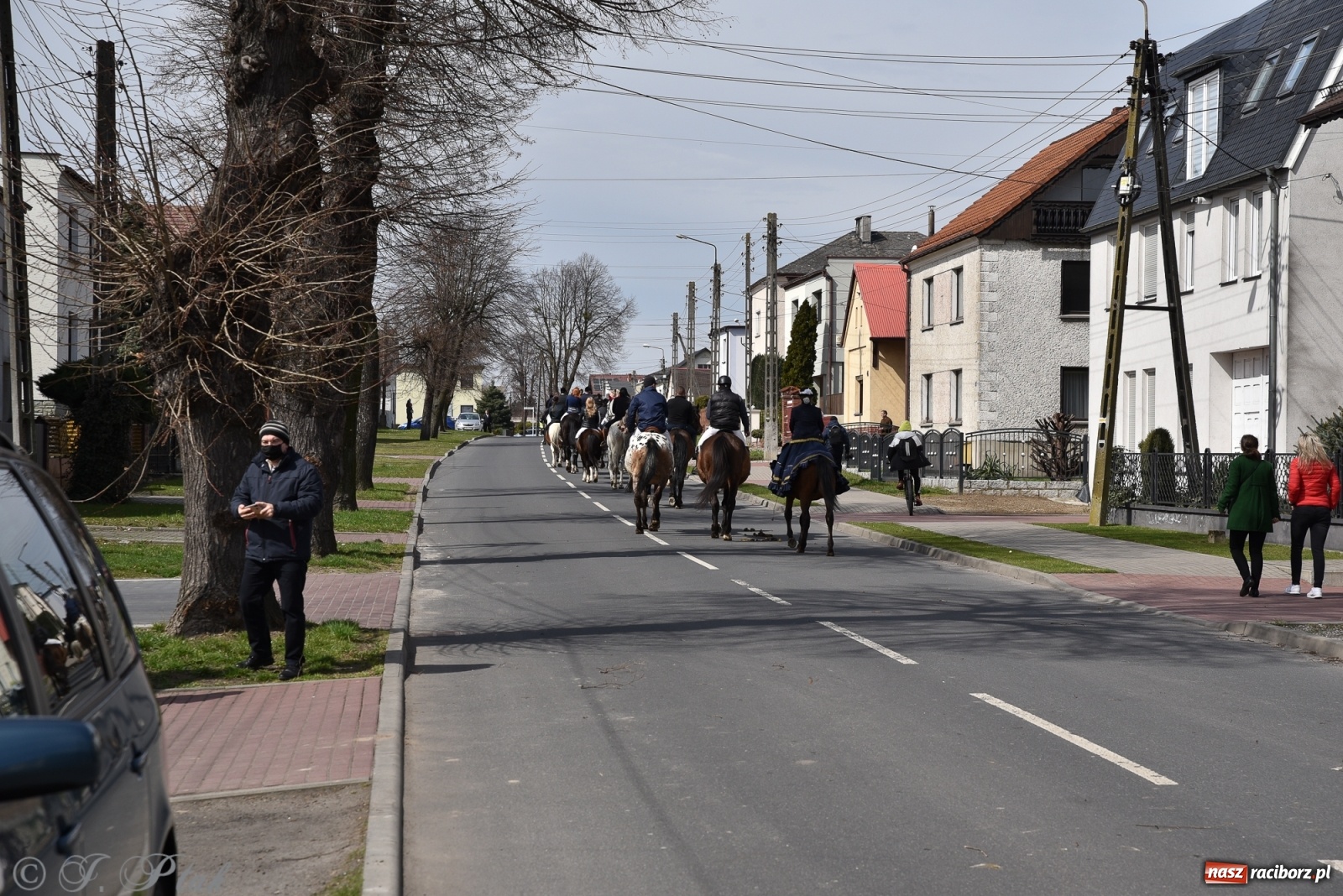Zdjęcie w galerii na portalu naszraciborz.pl: Wielkanocne procesje konne w obiektywie [FOTO] wiadomości z regionu