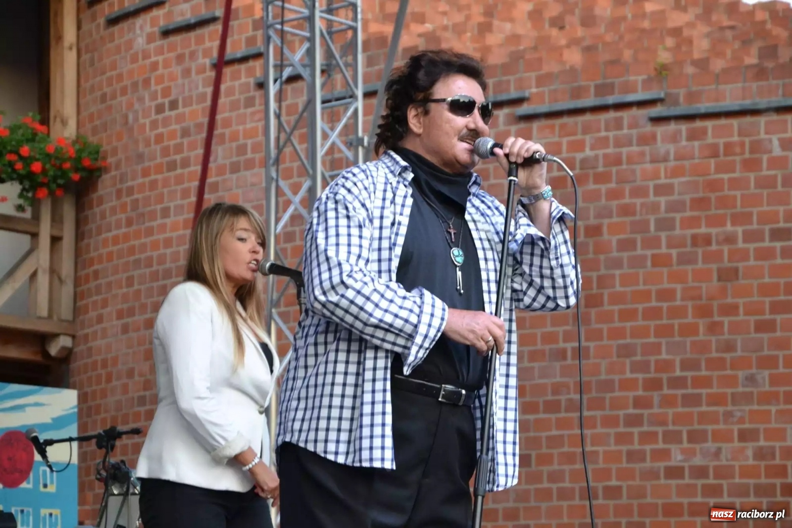 Zdjęcie w galerii na portalu naszraciborz.pl: Raciborskie koncerty Krzysztofa Krawczyka [FOTO i WIDEO] wiadomości z regionu