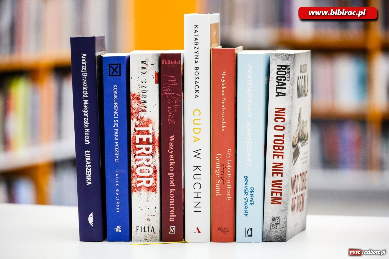 Zdjęcie w galerii na portalu naszraciborz.pl: Książkowe nowości na bibliotecznych półkach wiadomości z regionu