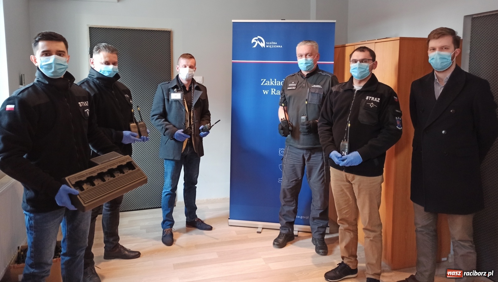 Zdjęcie w galerii na portalu naszraciborz.pl: Raciborscy więziennicy wspierają OSP wiadomości z regionu