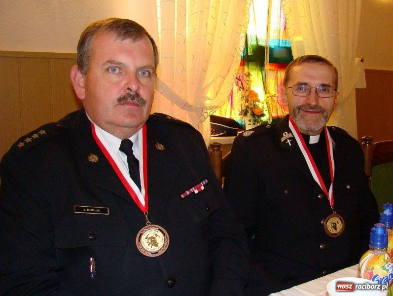 Zdjęcie w galerii na portalu naszraciborz.pl: Strażacy świętowali dekadę współpracy wiadomości z regionu