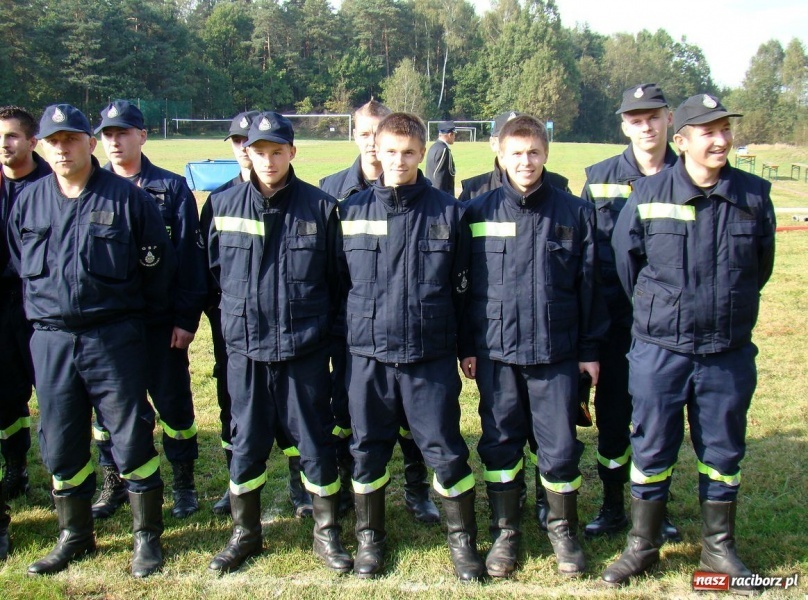 Zdjęcie w galerii na portalu naszraciborz.pl: Strażacy świętowali dekadę współpracy wiadomości z regionu