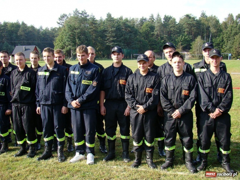 Zdjęcie w galerii na portalu naszraciborz.pl: Strażacy świętowali dekadę współpracy wiadomości z regionu