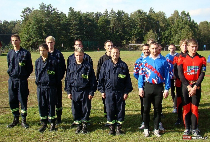 Zdjęcie w galerii na portalu naszraciborz.pl: Strażacy świętowali dekadę współpracy wiadomości z regionu