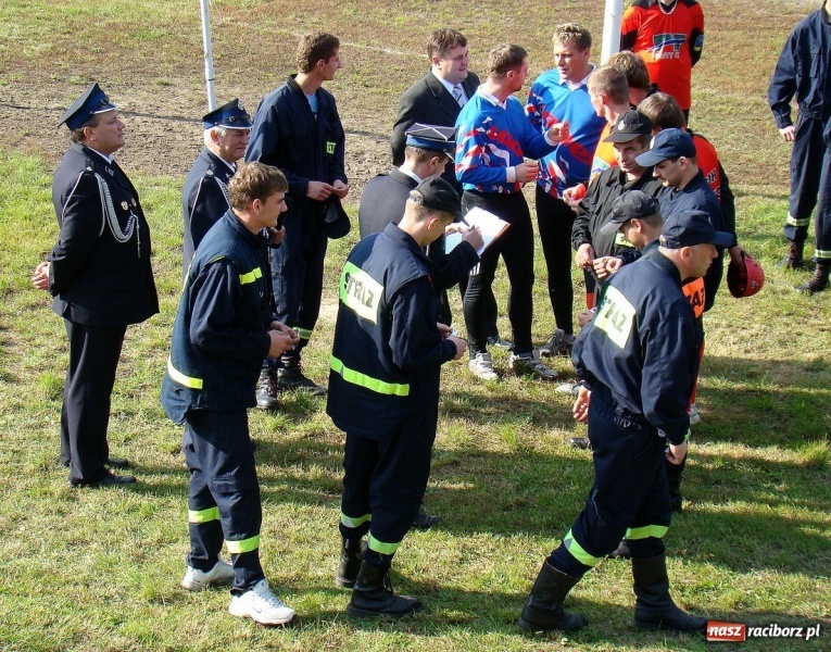 Zdjęcie w galerii na portalu naszraciborz.pl: Strażacy świętowali dekadę współpracy wiadomości z regionu