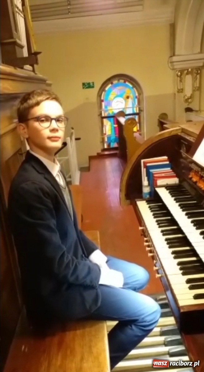 Zdjęcie w galerii na portalu naszraciborz.pl: Każdy wyśpiewał sobie nagrodę. Sukcesy uczniów ZSP nr 3 wiadomości z regionu