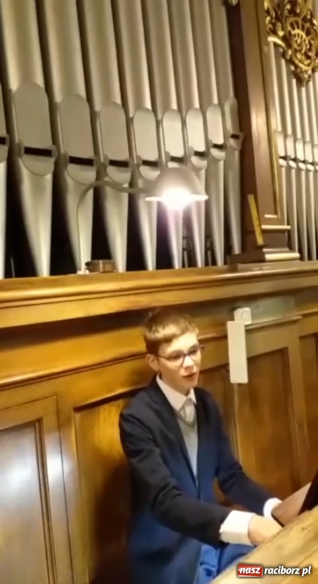 Zdjęcie w galerii na portalu naszraciborz.pl: Każdy wyśpiewał sobie nagrodę. Sukcesy uczniów ZSP nr 3 wiadomości z regionu