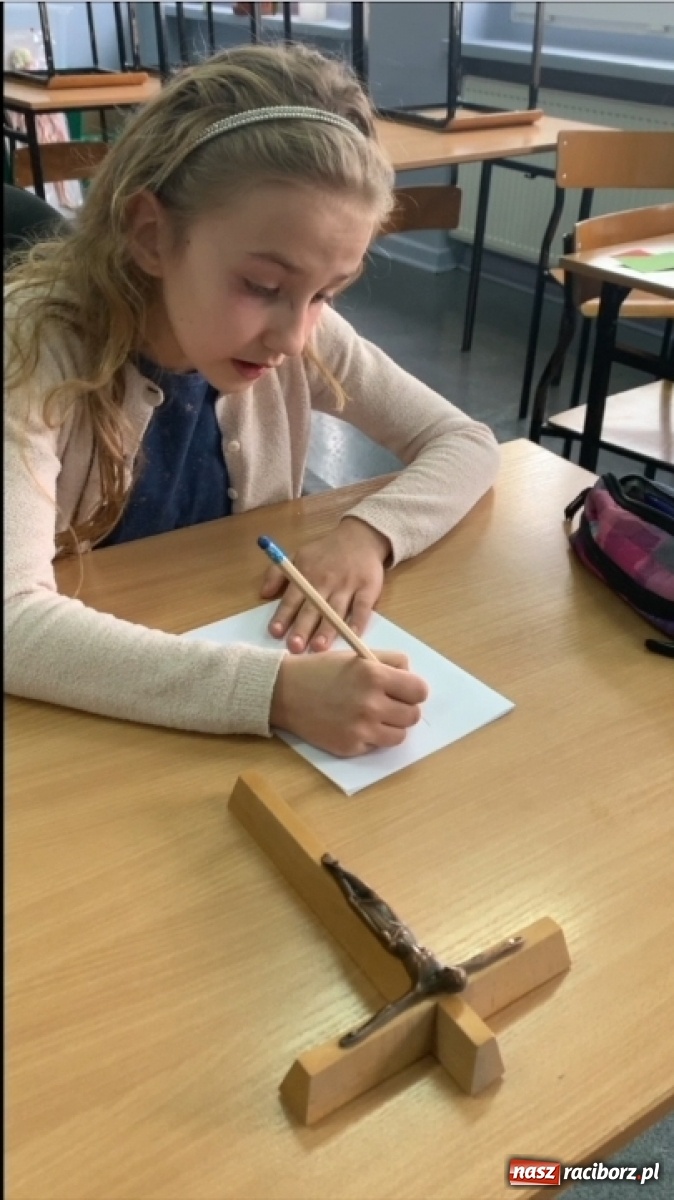 Zdjęcie w galerii na portalu naszraciborz.pl: Każdy wyśpiewał sobie nagrodę. Sukcesy uczniów ZSP nr 3 wiadomości z regionu