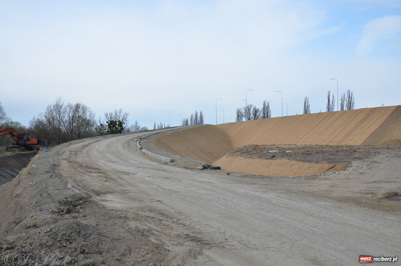 Zdjęcie w galerii na portalu naszraciborz.pl: Wschodnia obwodnica Raciborza rośnie jak na drożdżach [FOTO i WIDEO] wiadomości z regionu