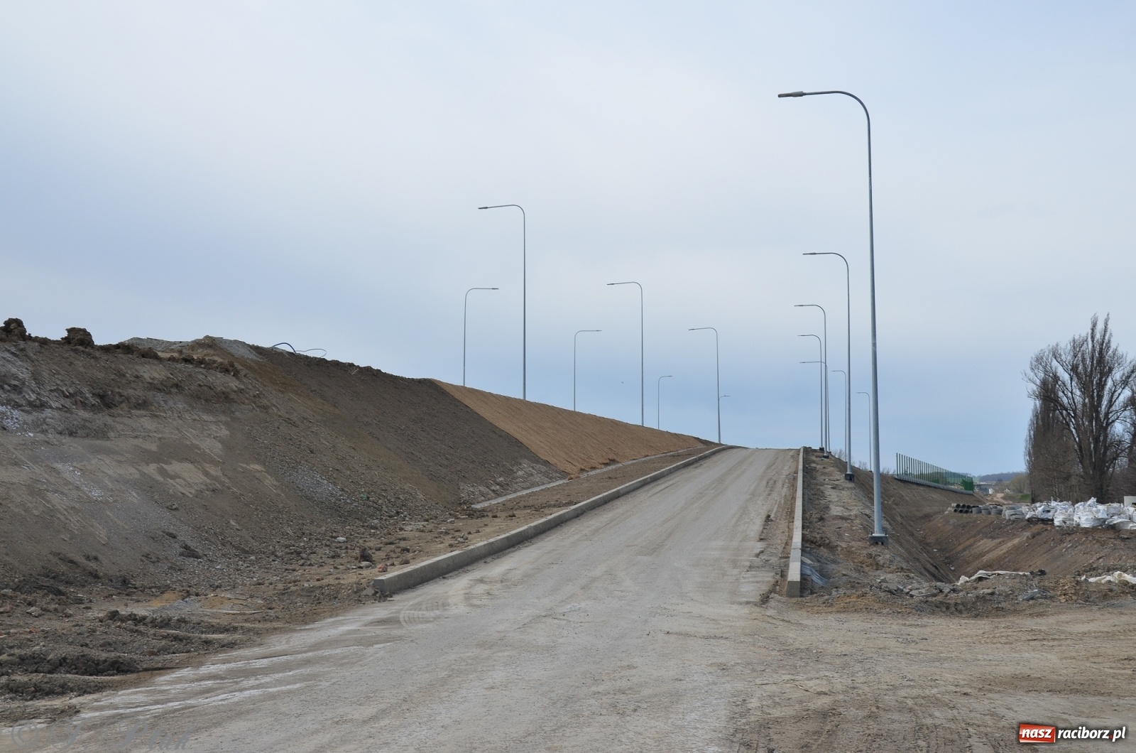 Zdjęcie w galerii na portalu naszraciborz.pl: Wschodnia obwodnica Raciborza rośnie jak na drożdżach [FOTO i WIDEO] wiadomości z regionu