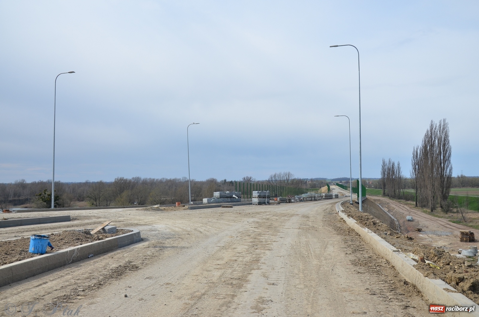 Zdjęcie w galerii na portalu naszraciborz.pl: Wschodnia obwodnica Raciborza rośnie jak na drożdżach [FOTO i WIDEO] wiadomości z regionu