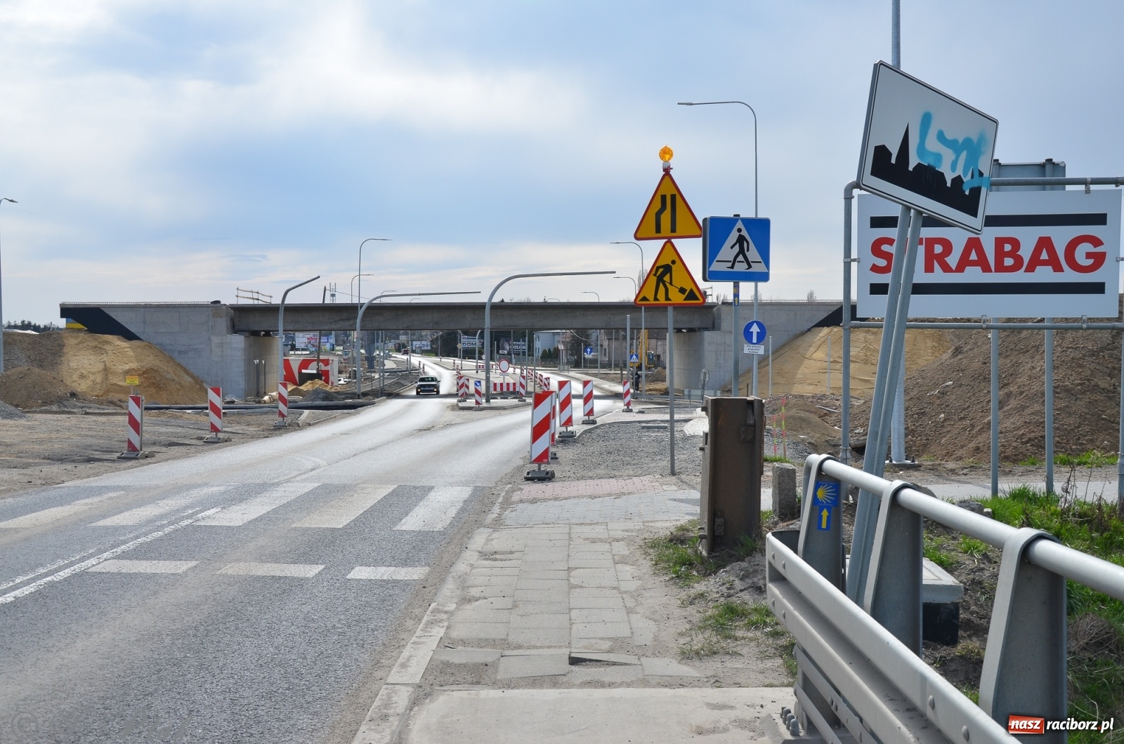 Zdjęcie w galerii na portalu naszraciborz.pl: Wschodnia obwodnica Raciborza rośnie jak na drożdżach [FOTO i WIDEO] wiadomości z regionu