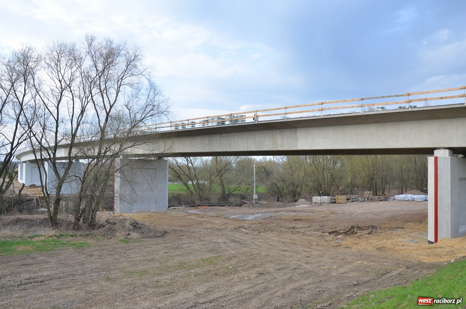 Zdjęcie w galerii na portalu naszraciborz.pl: Wschodnia obwodnica Raciborza rośnie jak na drożdżach [FOTO i WIDEO] wiadomości z regionu