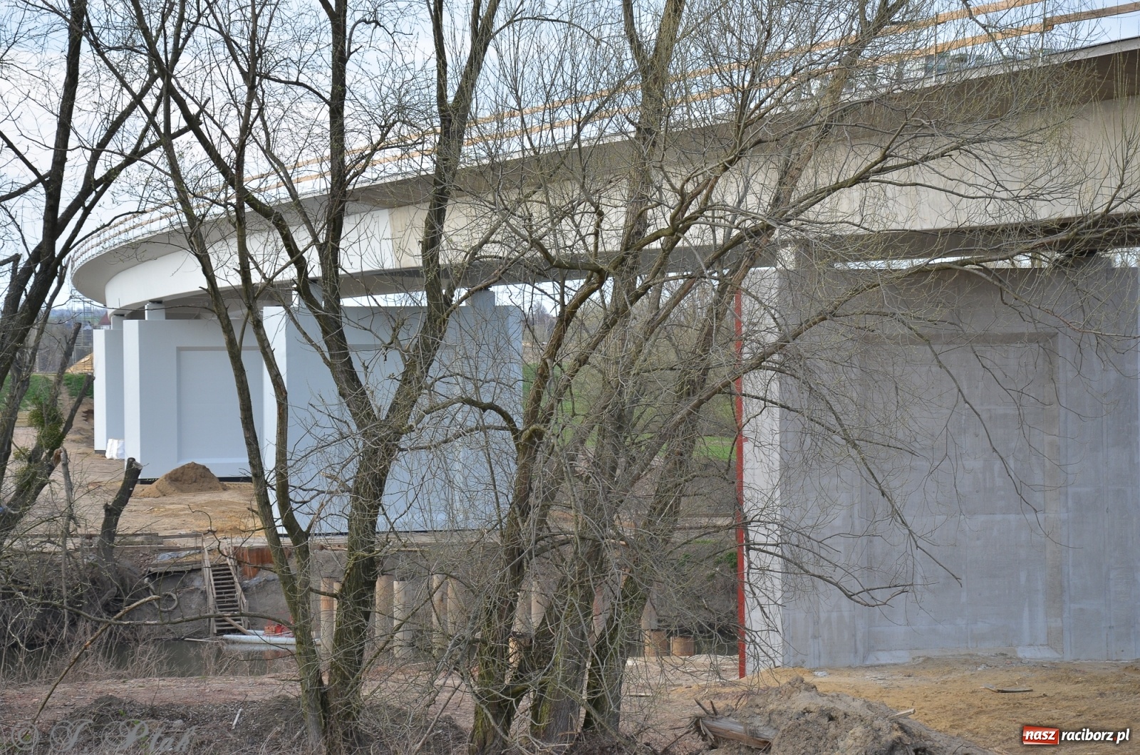 Zdjęcie w galerii na portalu naszraciborz.pl: Wschodnia obwodnica Raciborza rośnie jak na drożdżach [FOTO i WIDEO] wiadomości z regionu