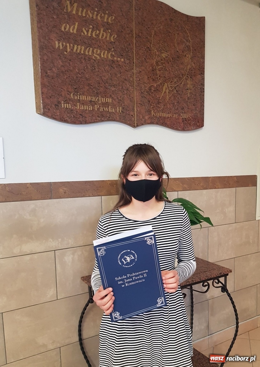 Zdjęcie w galerii na portalu naszraciborz.pl: Naukowe sukcesy Julii Sobczak wiadomości z regionu