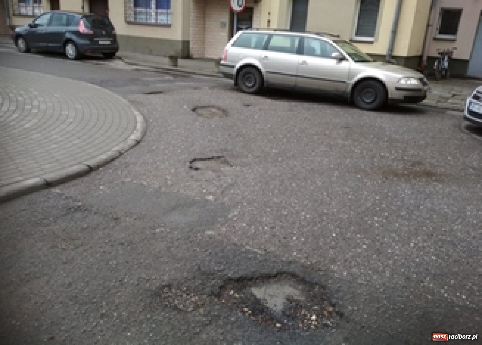 Zdjęcie w galerii na portalu naszraciborz.pl: Radna interpeluje, prezydent rozstrzygnął już przetarg wiadomości z regionu