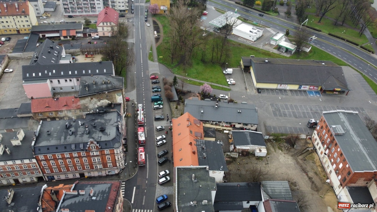 Zdjęcie w galerii na portalu naszraciborz.pl: Raport 998. Zapach dymu zaniepokoił sąsiadów wiadomości z regionu