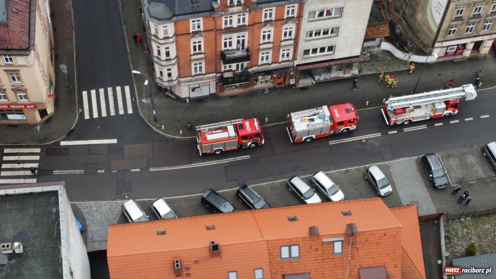Zdjęcie w galerii na portalu naszraciborz.pl: Raport 998. Zapach dymu zaniepokoił sąsiadów wiadomości z regionu