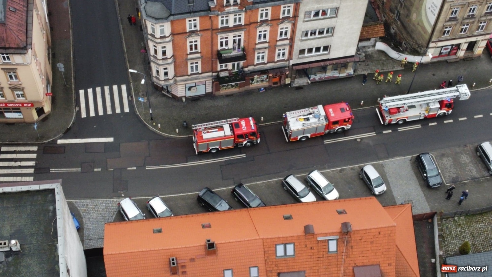 Zdjęcie w galerii na portalu naszraciborz.pl: Raport 998. Zapach dymu zaniepokoił sąsiadów wiadomości z regionu