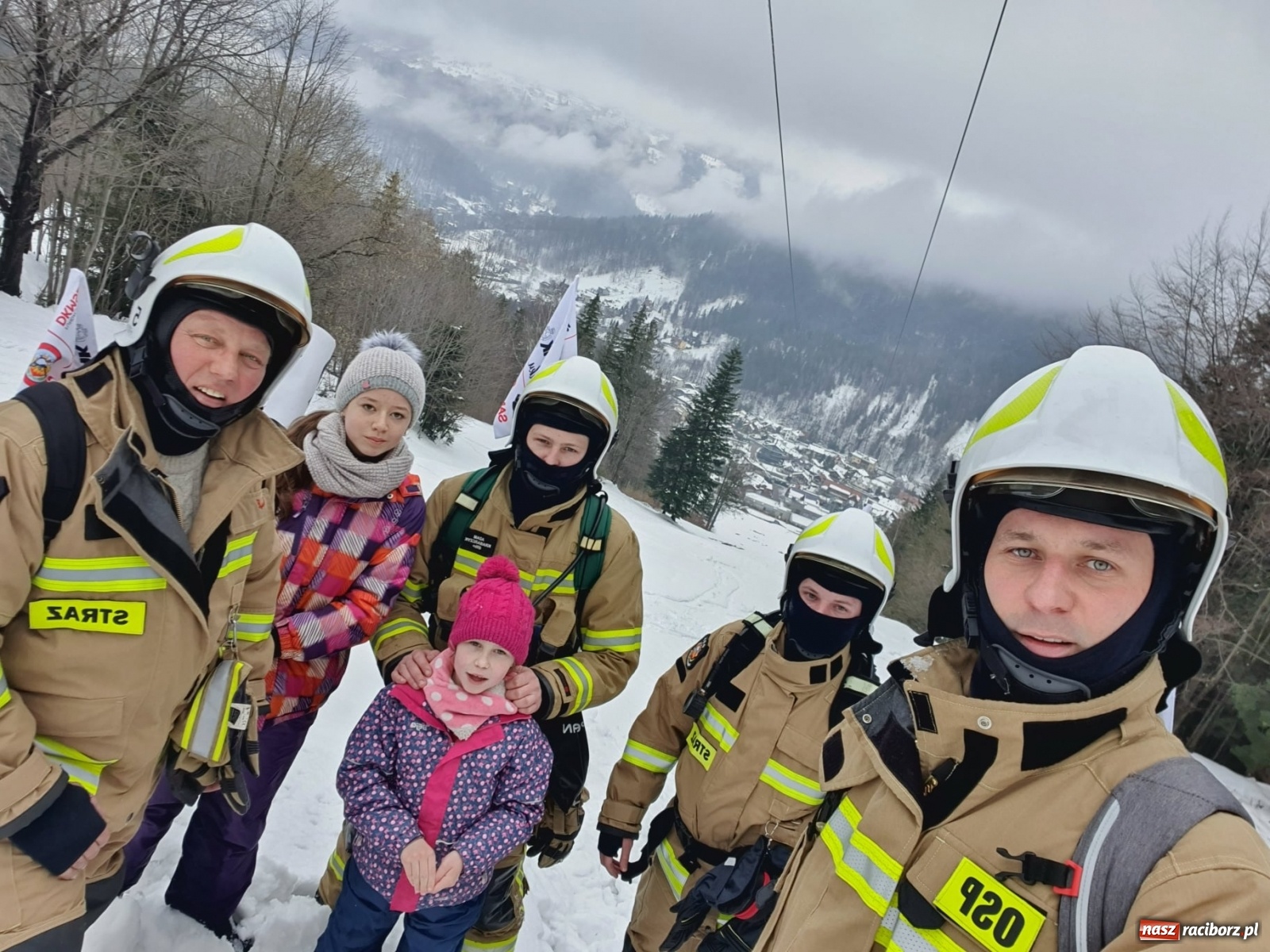 Zdjęcie w galerii na portalu naszraciborz.pl: OSP Samborowice w drodze na szczyty [FOTO] wiadomości z regionu