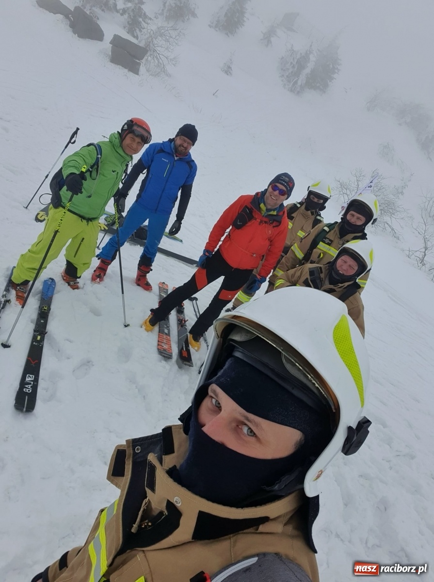 Zdjęcie w galerii na portalu naszraciborz.pl: OSP Samborowice w drodze na szczyty [FOTO] wiadomości z regionu