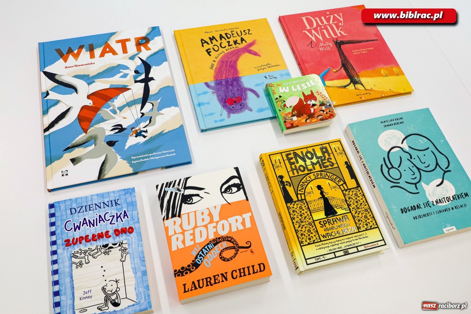 Zdjęcie w galerii na portalu naszraciborz.pl: Raciborska biblioteka pełna książkowych nowości wiadomości z regionu