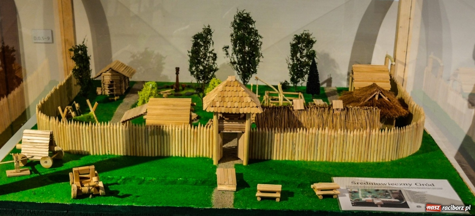 Zdjęcie w galerii na portalu naszraciborz.pl: Tak docelowo ma wyglądać średniowieczny gród pod Oborą wiadomości z regionu