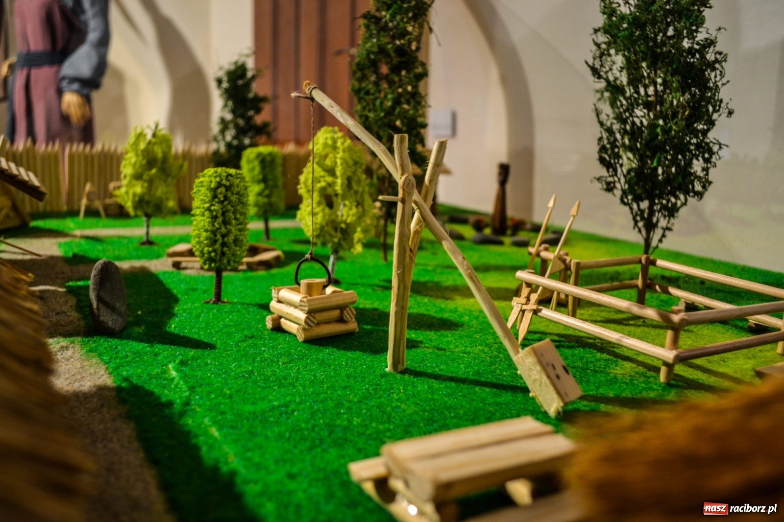 Zdjęcie w galerii na portalu naszraciborz.pl: Tak docelowo ma wyglądać średniowieczny gród pod Oborą wiadomości z regionu