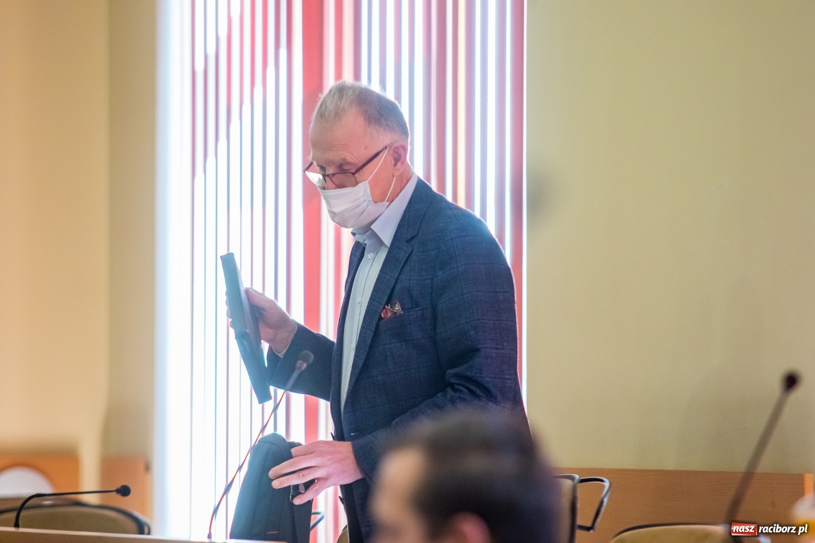 Zdjęcie w galerii na portalu naszraciborz.pl: Deficyt szybko rośnie. Obradowała komisja gospodarki wiadomości z regionu