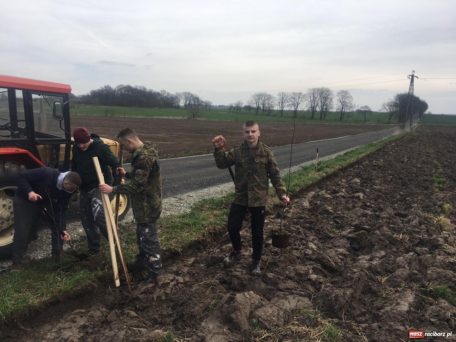 Zdjęcie w galerii na portalu naszraciborz.pl: Zielone płuca dla Krowiarek i gminy Pietrowice Wielkie wiadomości z regionu