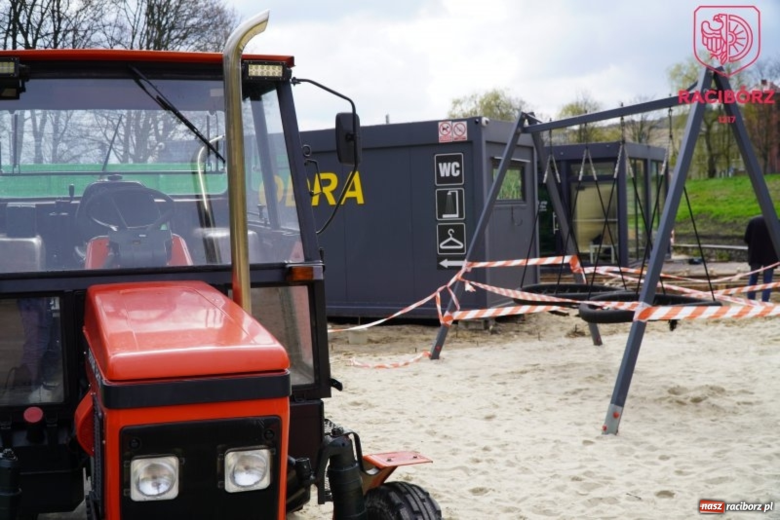 Zdjęcie w galerii na portalu naszraciborz.pl: Raciborskie bulwary szykowane na lato wiadomości z regionu