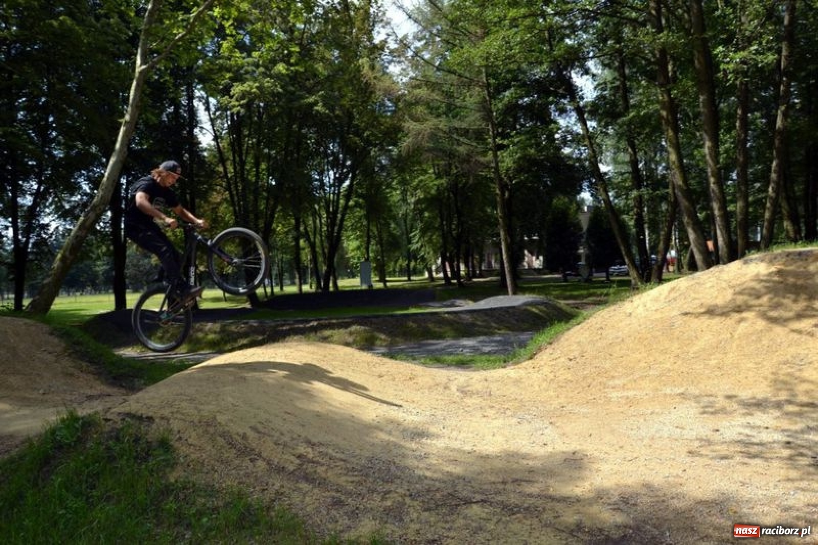Zdjęcie w galerii na portalu naszraciborz.pl: Racibórz. Spór o lokalizację pumptracku wiadomości z regionu