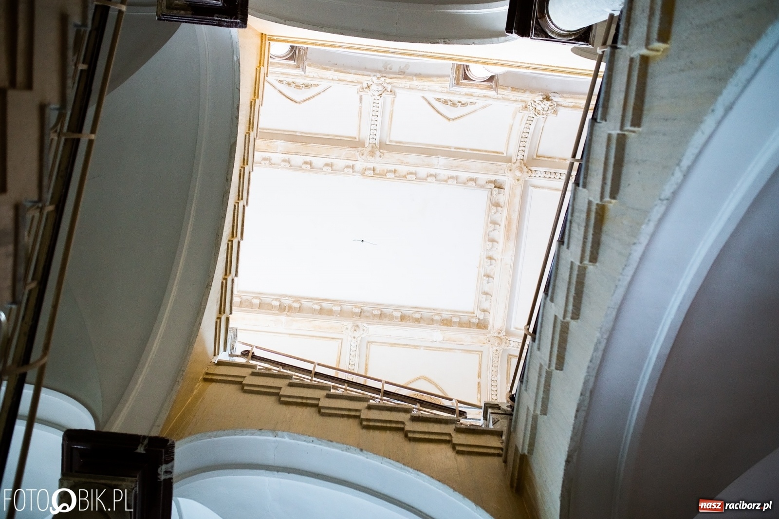 Zdjęcie w galerii na portalu naszraciborz.pl: Ministerstwo sprawiedliwości sfinansuje prace konserwatorskie w dawnym sądzie krajowym wiadomości z regionu