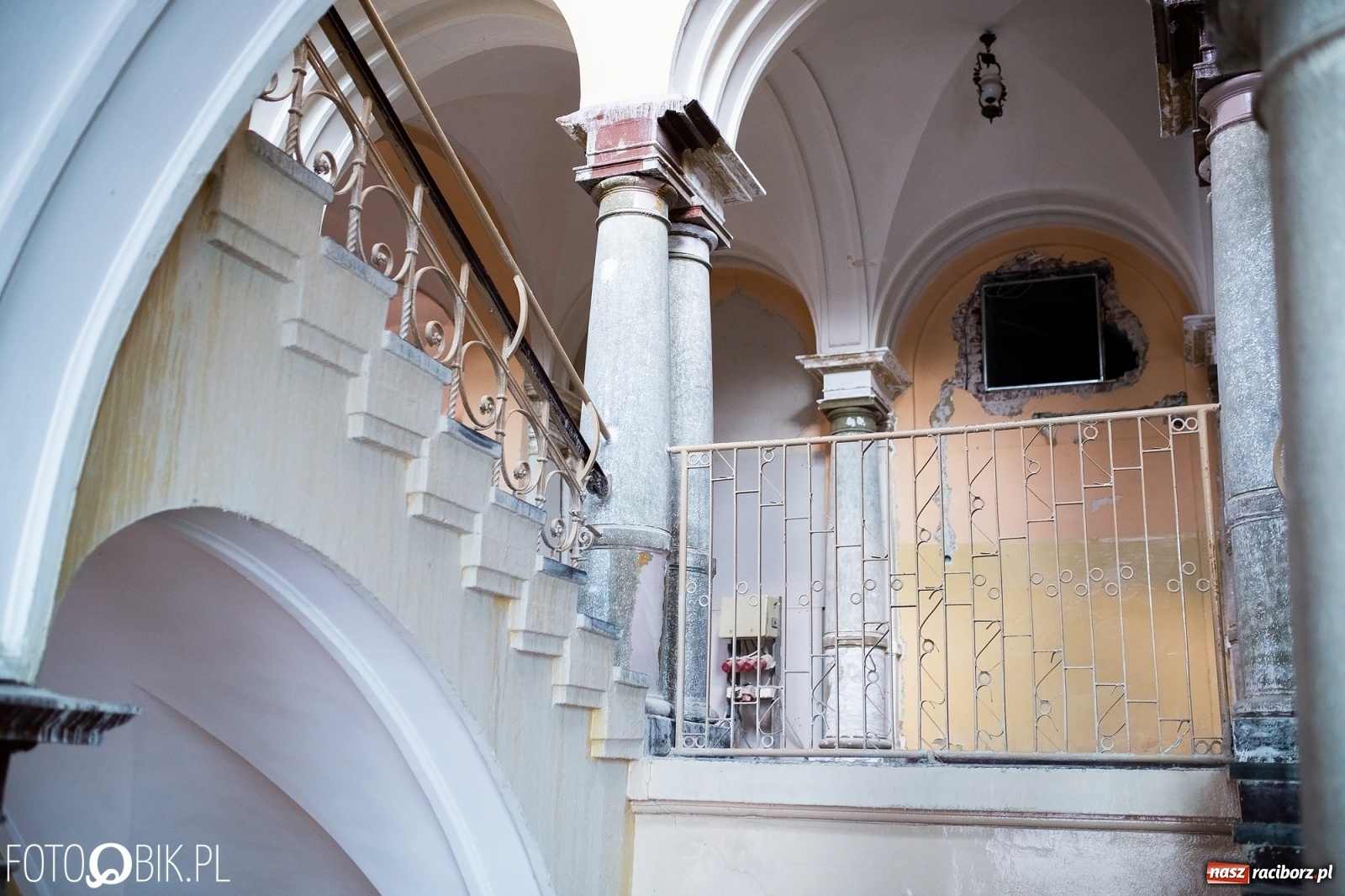 Zdjęcie w galerii na portalu naszraciborz.pl: Ministerstwo sprawiedliwości sfinansuje prace konserwatorskie w dawnym sądzie krajowym wiadomości z regionu