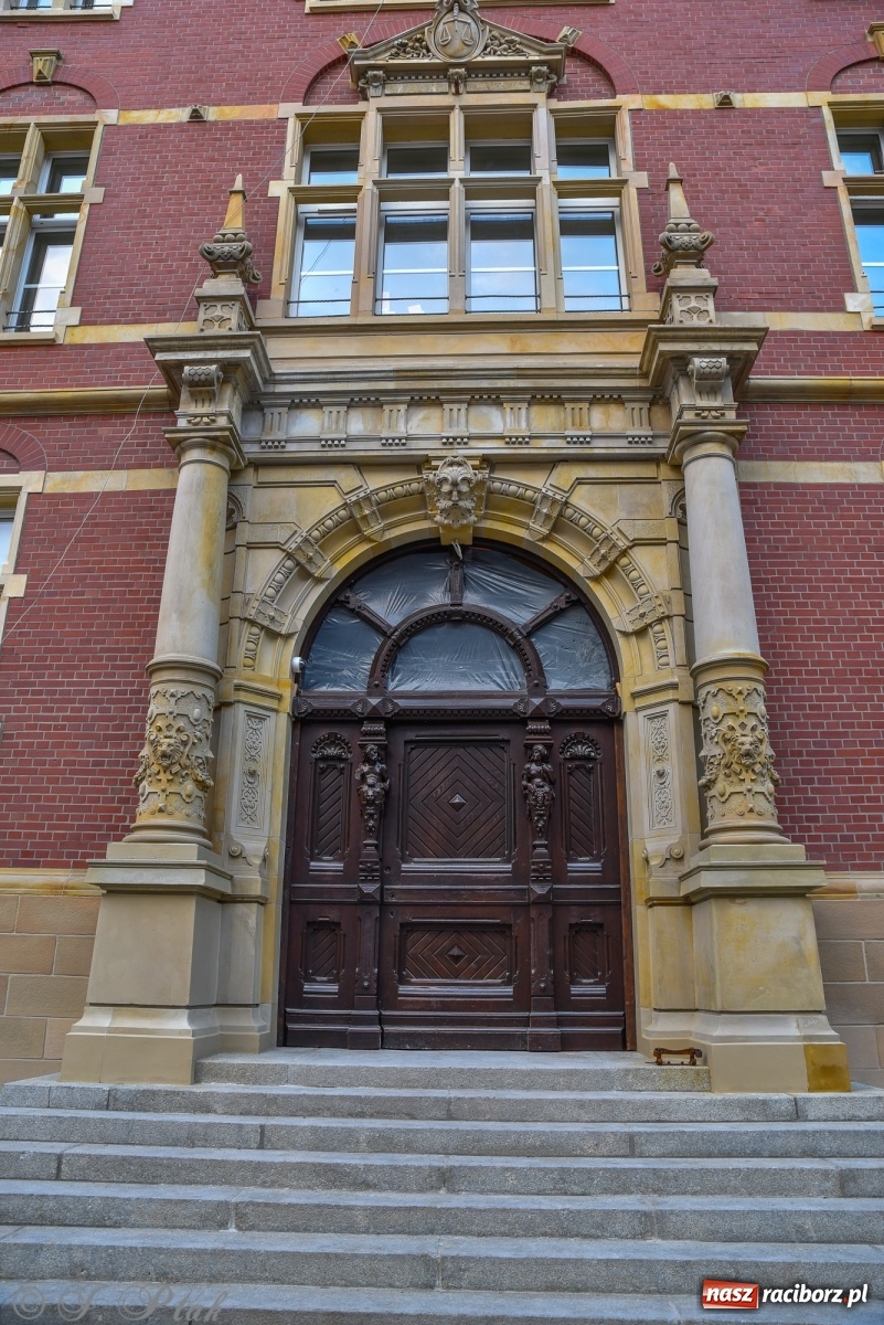 Zdjęcie w galerii na portalu naszraciborz.pl: Ministerstwo sprawiedliwości sfinansuje prace konserwatorskie w dawnym sądzie krajowym wiadomości z regionu