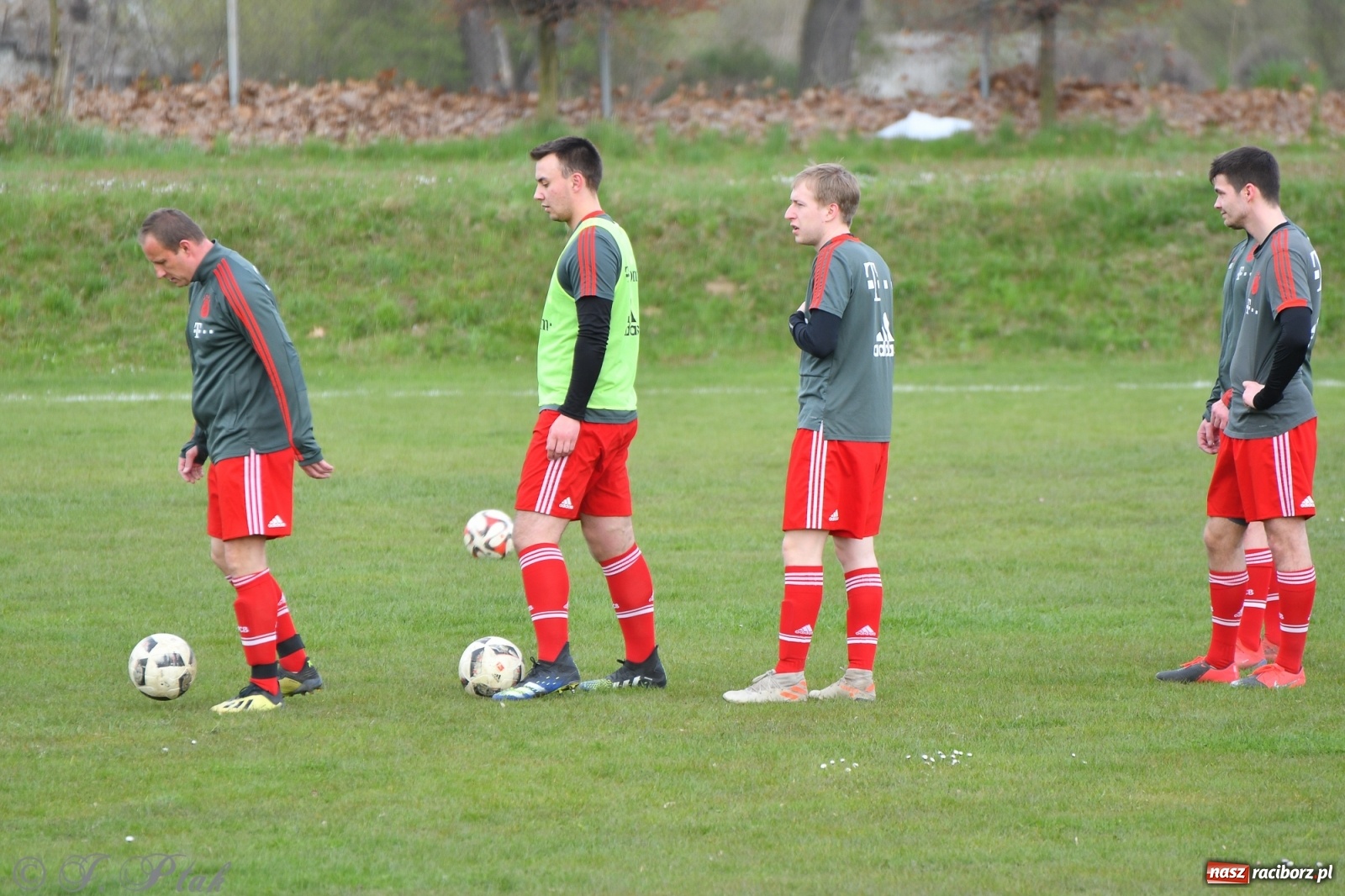 Zdjęcie w galerii na portalu naszraciborz.pl: Lider z Raszczyc mocniejszy od Pietrowic Wielkich wiadomości z regionu
