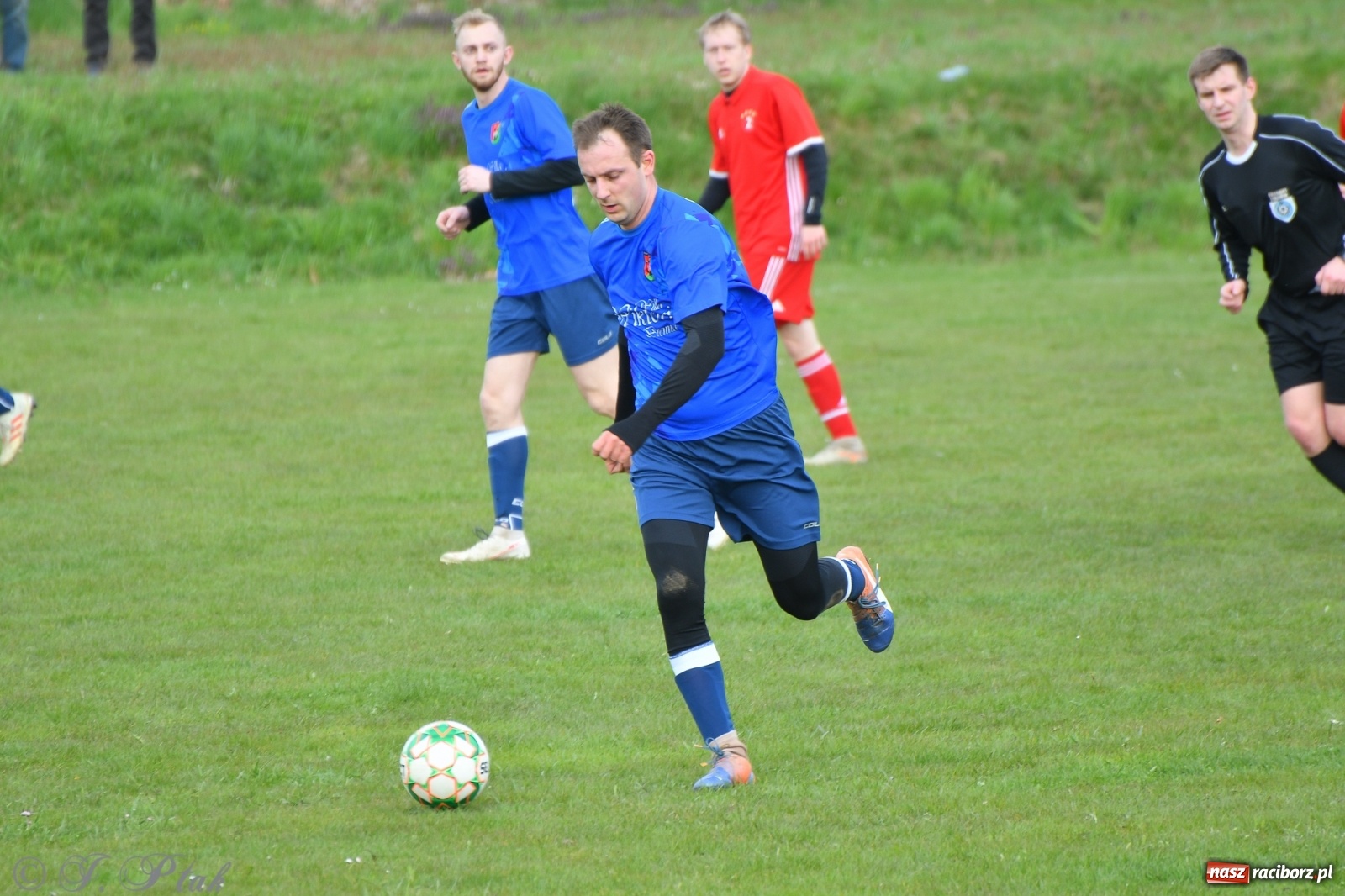 Zdjęcie w galerii na portalu naszraciborz.pl: Lider z Raszczyc mocniejszy od Pietrowic Wielkich wiadomości z regionu