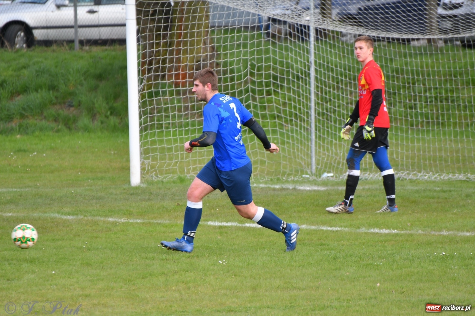 Zdjęcie w galerii na portalu naszraciborz.pl: Lider z Raszczyc mocniejszy od Pietrowic Wielkich wiadomości z regionu